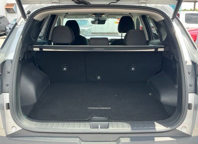 
 Hyundai Tucson Hybrid full									