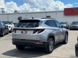 Hyundai Tucson Hybrid full