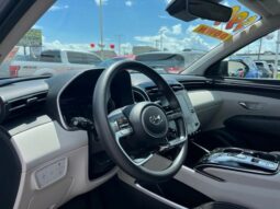 Hyundai Tucson Hybrid full