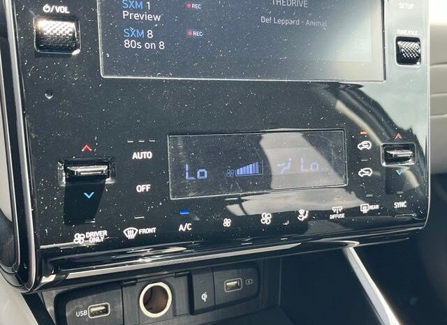 
 Hyundai Tucson Hybrid full									