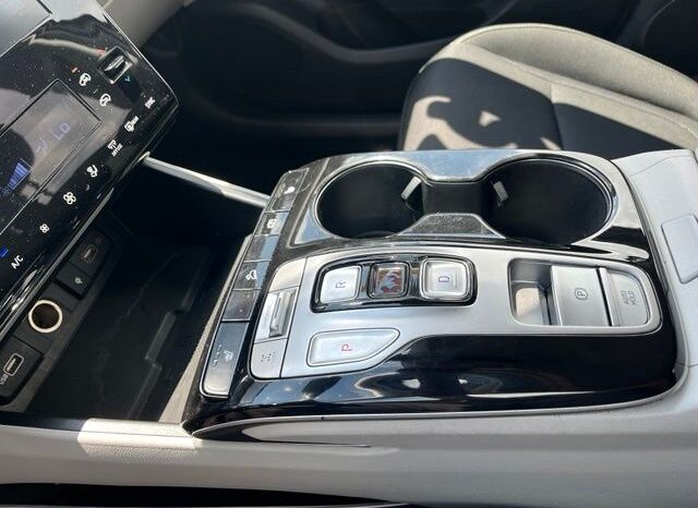 
 Hyundai Tucson Hybrid full									