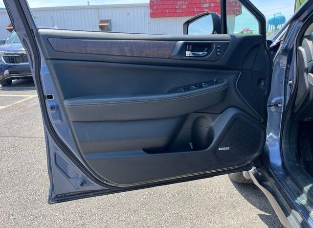 
 Subaru Outback full									