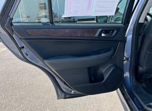 
 Subaru Outback full									