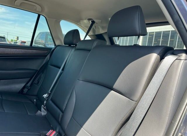 
 Subaru Outback full									