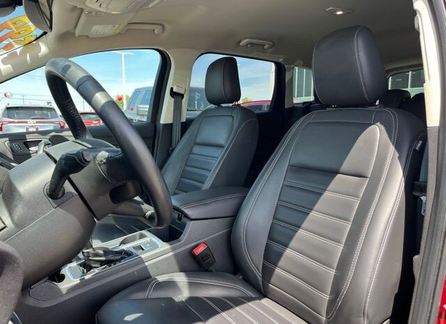 
 Ford Escape full									