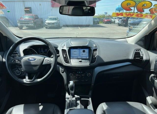 
 Ford Escape full									