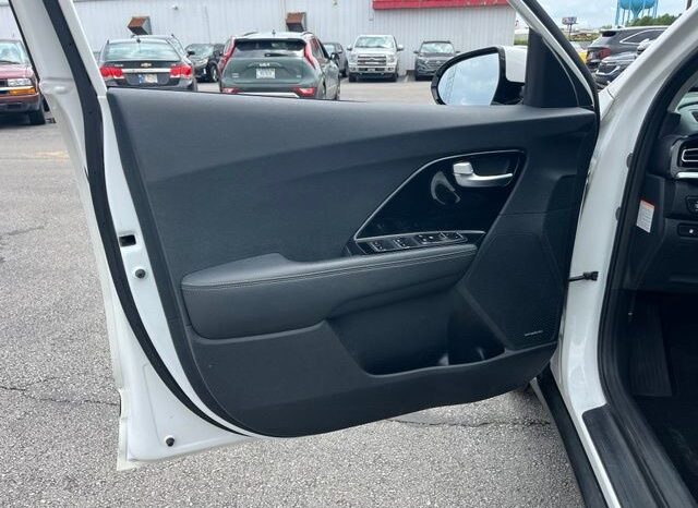 
 Kia Niro full									