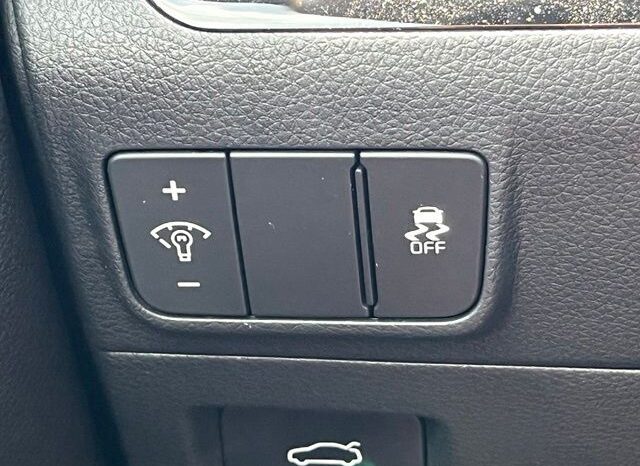 
 Kia K5 full									