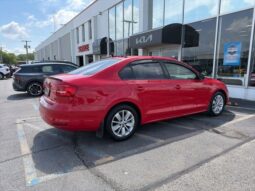 Volkswagen Jetta full