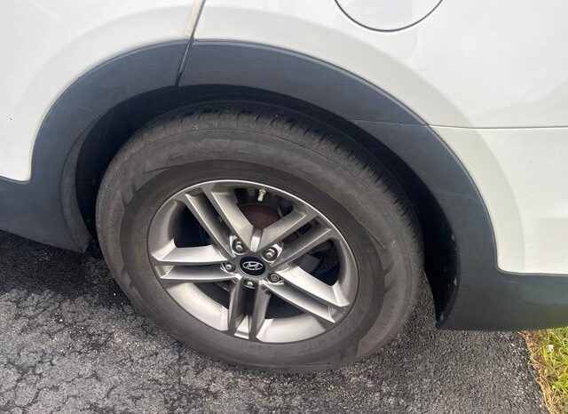 
 Hyundai Santa Fe Sport full									