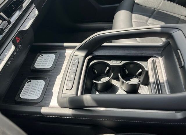 
 Kia Telluride Hybrid full									