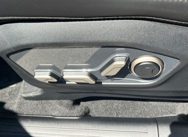 
 Kia Telluride Hybrid full									