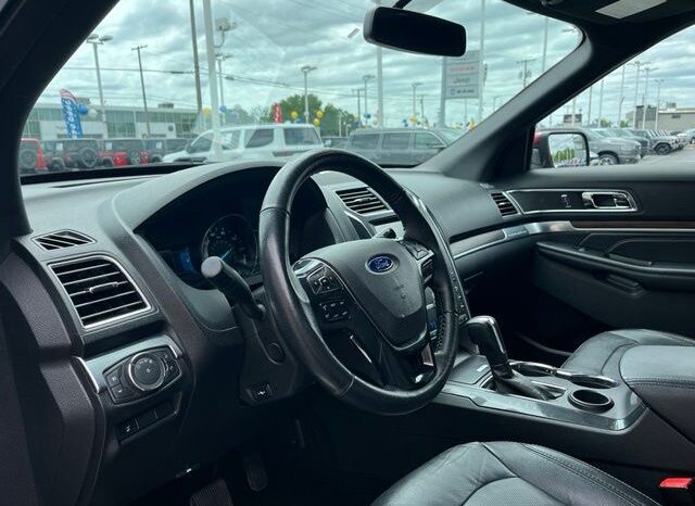 
 Ford Explorer full									