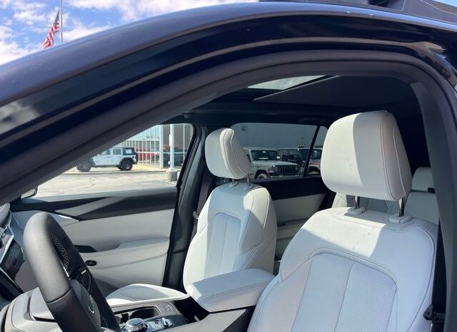 
 Jeep Cherokee full									