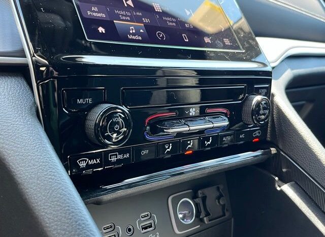 
 Jeep Grand Cherokee L full									
