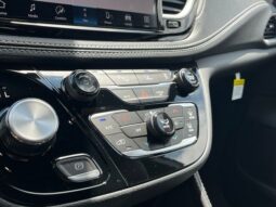 Chrysler Pacifica full