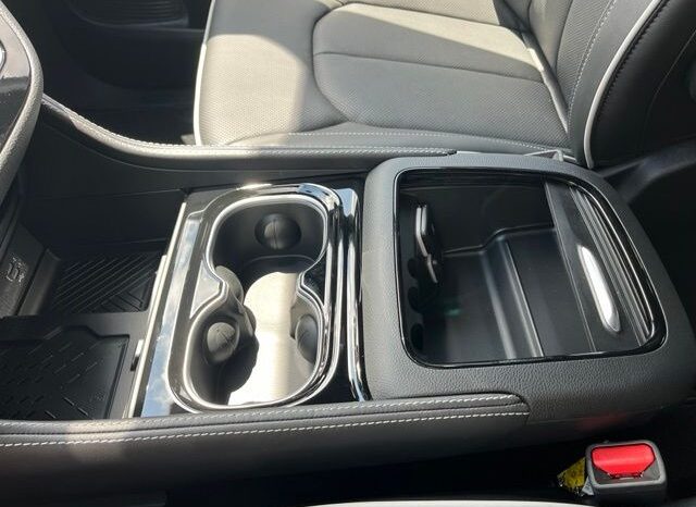 
 Chrysler Pacifica full									