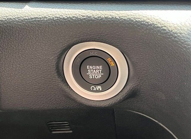 
 Chrysler Pacifica full									