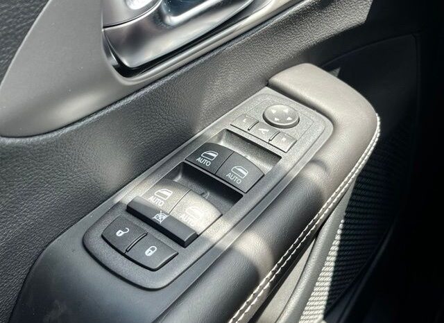 
 Chrysler Pacifica full									