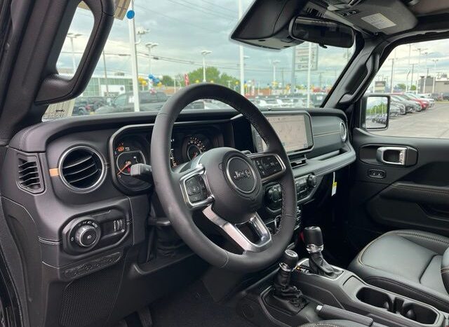 
 Jeep Wrangler full									