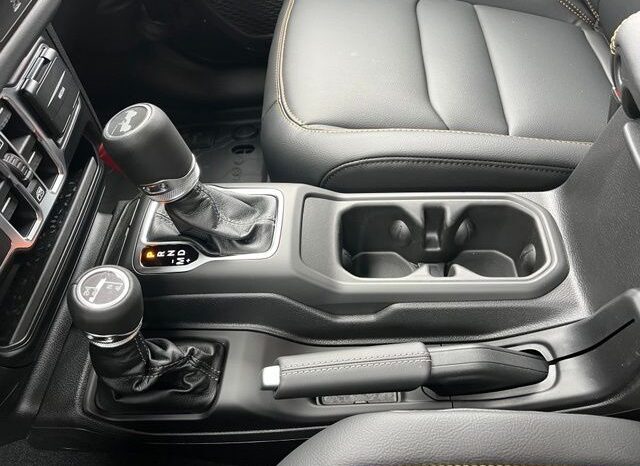 
 Jeep Wrangler full									
