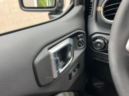 
 Jeep Wrangler full									