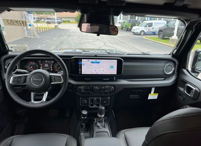
 Jeep Wrangler full									