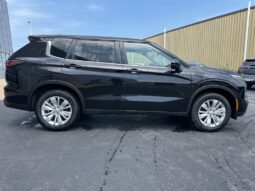 
 Mitsubishi Outlander full									