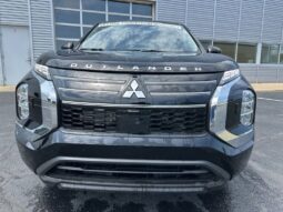 
 Mitsubishi Outlander full									