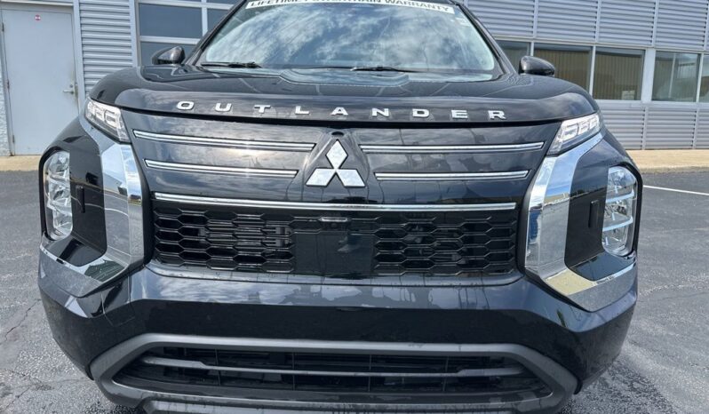 
 Mitsubishi Outlander full									