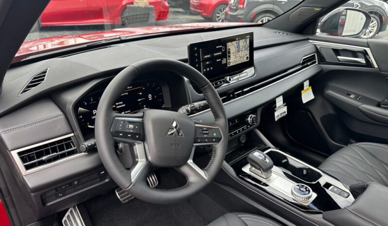 
 Mitsubishi Outlander full									