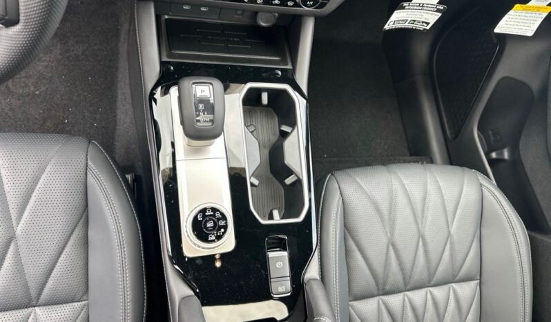 
 Mitsubishi Outlander full									