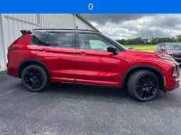 
 Mitsubishi Outlander full									