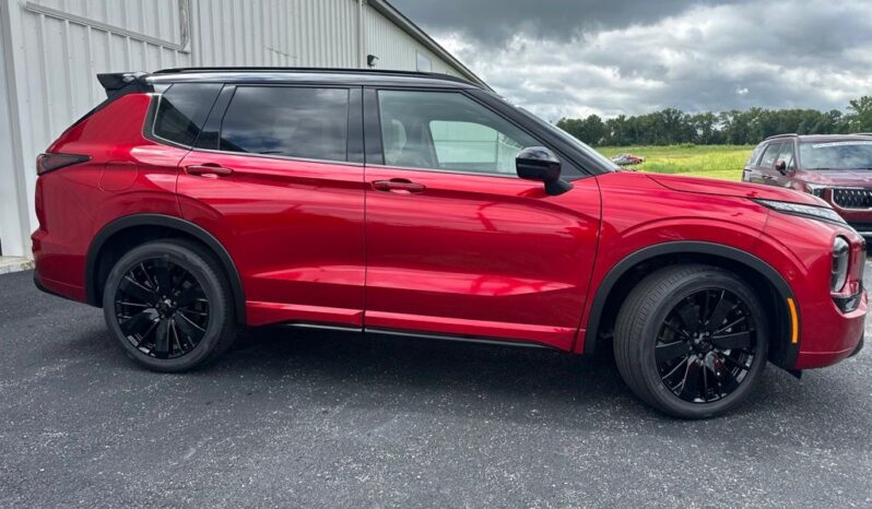 
 Mitsubishi Outlander full									