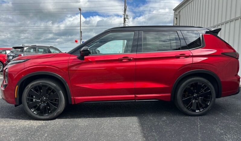 
 Mitsubishi Outlander full									
