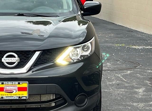 
 Nissan Rogue Sport full									