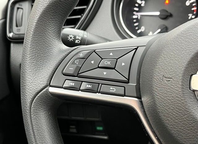 
 Nissan Rogue Sport full									