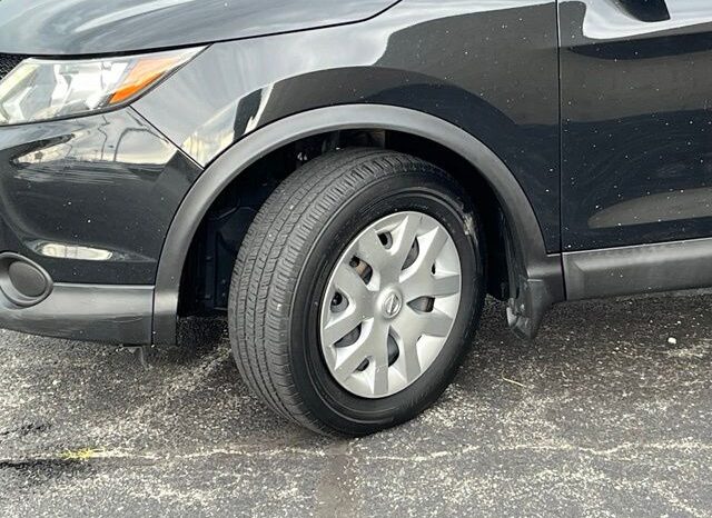 
 Nissan Rogue Sport full									