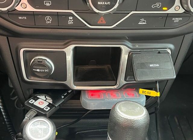 
 Jeep Wrangler full									