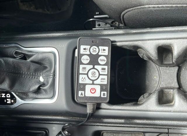 
 Jeep Wrangler full									