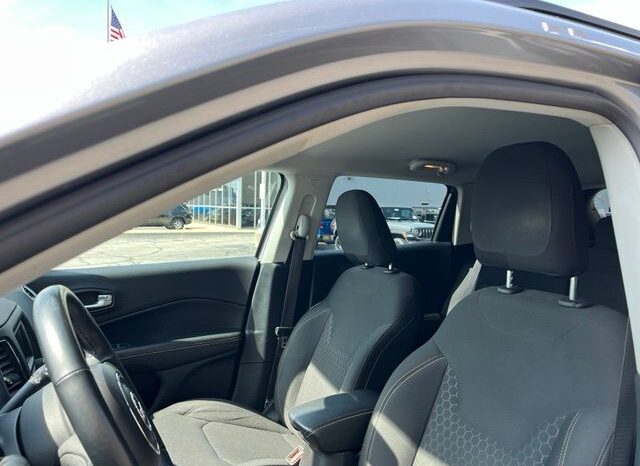 
 Jeep Compass full									