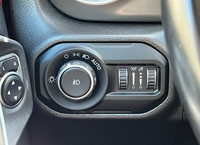
 Jeep Wrangler full									