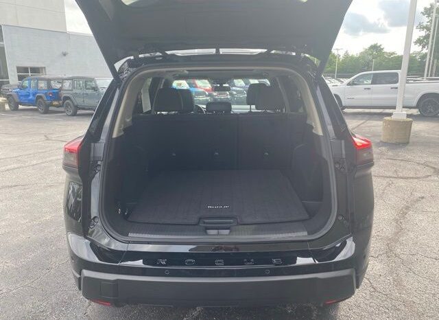 
 Nissan Rogue full									