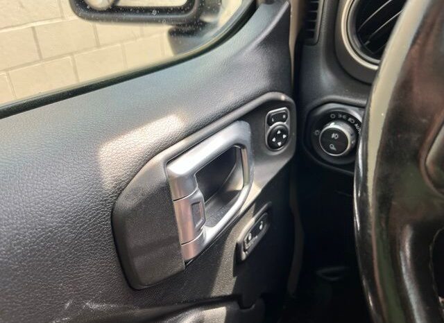 
 Jeep Gladiator full									