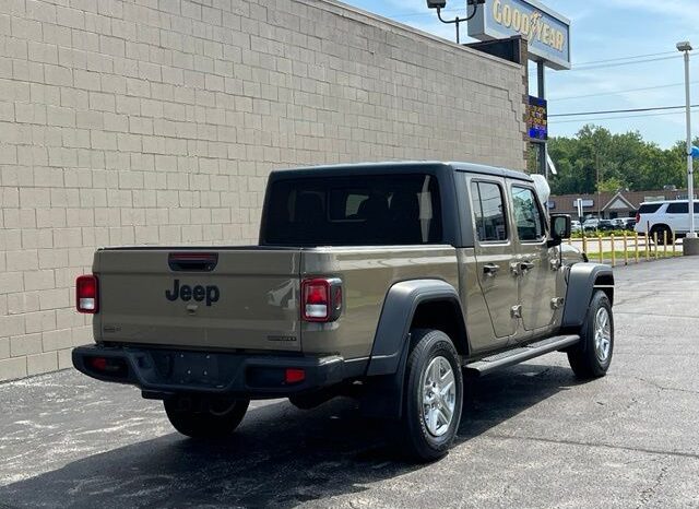
 Jeep Gladiator full									