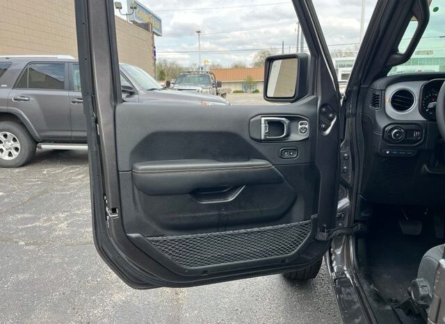 
 Jeep Wrangler full									