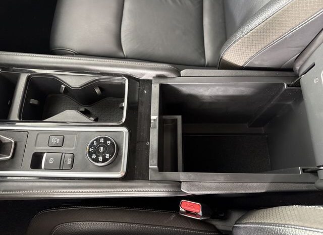 
 Nissan Pathfinder full									