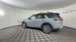 
 Nissan Pathfinder full									