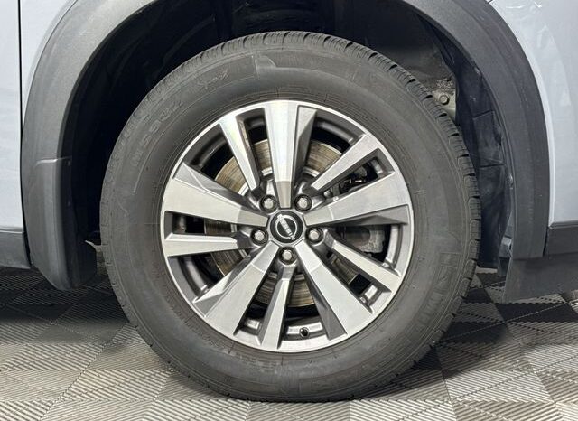 
 Nissan Pathfinder full									