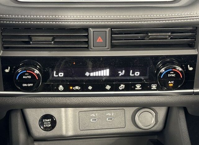 
 Nissan Rogue full									